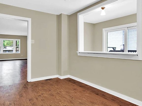 5th image of 5 E Beale Ave