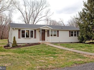 21434 Mount Aetna Rd, Hagerstown, MD 21742