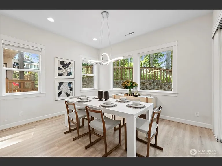415 5th Ave NE — Photo 9