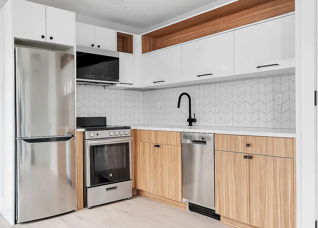56 West 125th Street — Photo 2
