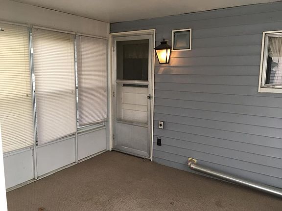 4th image of 1039 Louisiana Ave