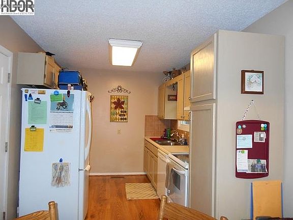 4th image of 1212 E 28th Ave
