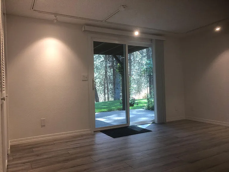 7223 S Cedar Rd — Photo 13