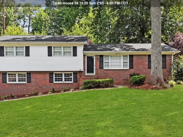 2336 Mountain Oaks Ln, Birmingham, AL 35226