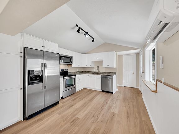 2nd image of 332 Forest St