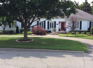 5432 Peppermill Rd, Grand Blanc, MI 48439