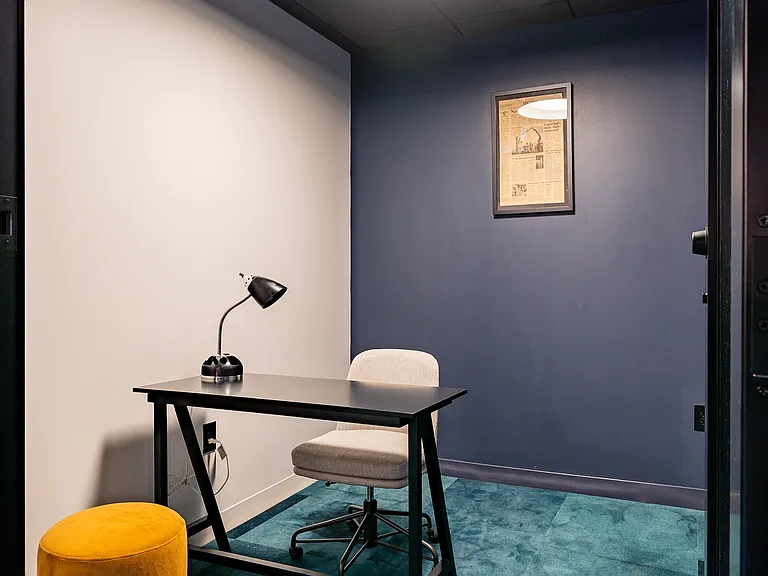 Textile Apartments — Photo 32