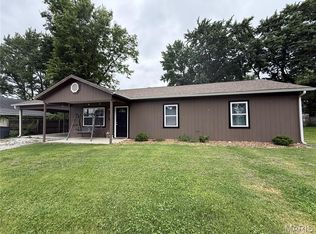 225 E 7th St, Montgomery City, MO 63361
