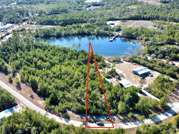 228 Lake Pristine Cir, Carrabelle, FL 32322