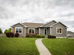 9150 Lindsey Cir, Manhattan, KS 66502