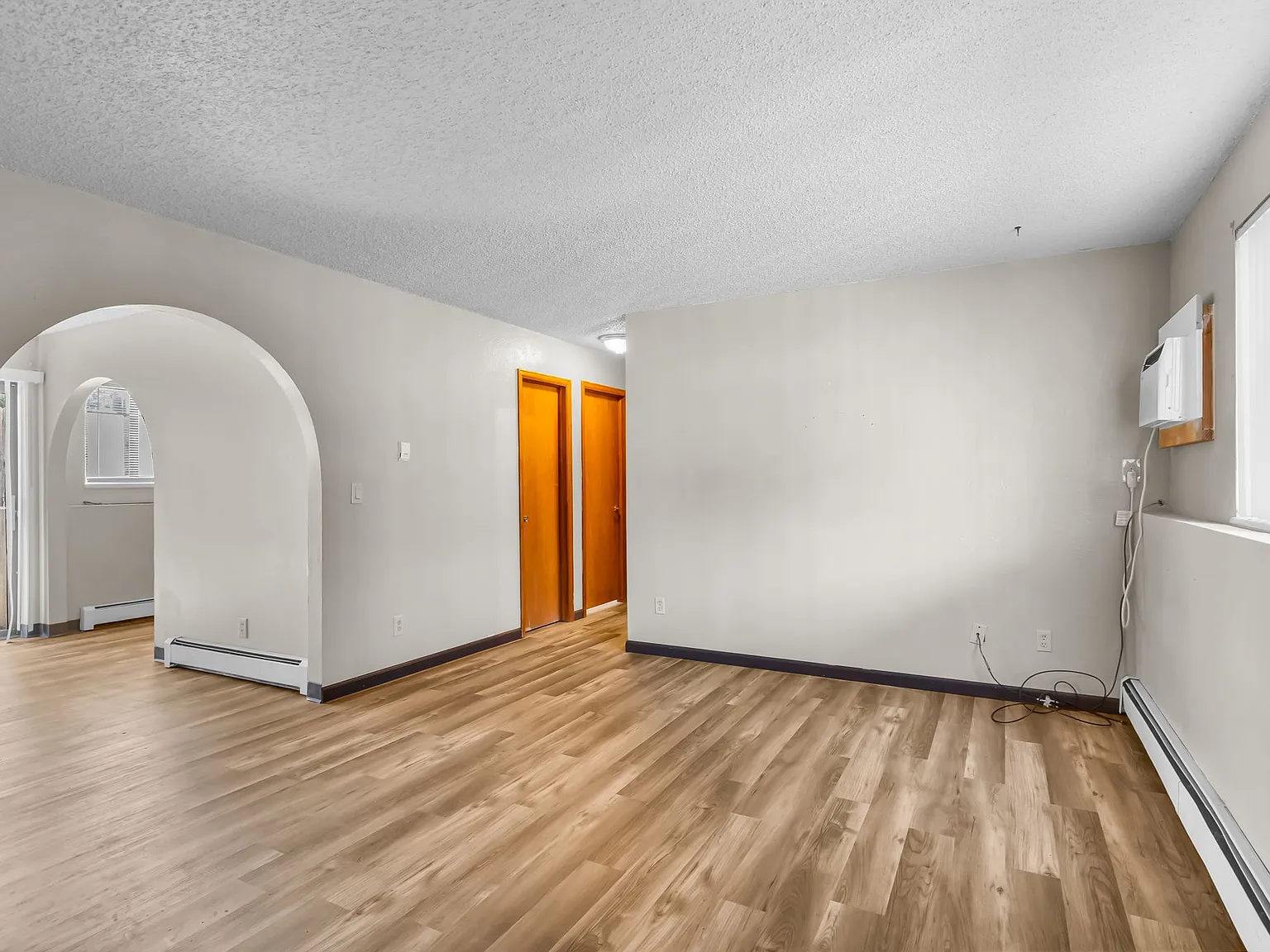 2109 N Queens Ave — Photo 4
