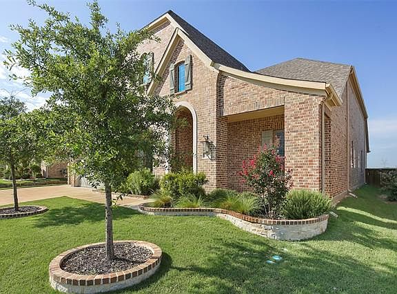 2nd image of 3317 Meridian Dr