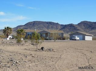 1450 S Bacobi Rd, Golden Valley, AZ 86413