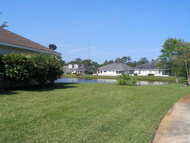 2nd image of 402 Cobblestone Way