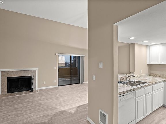 Great Room>