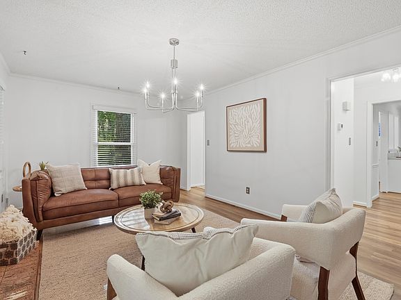 3rd image of 107 Black Bear Ct