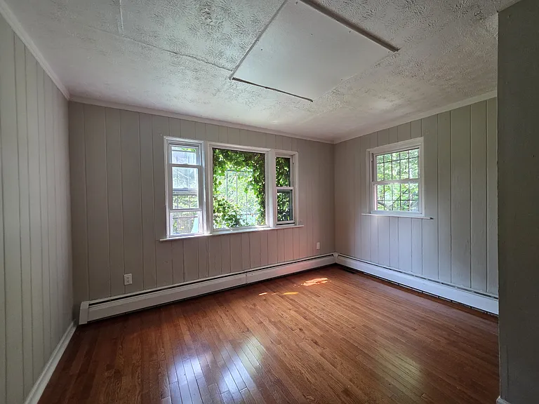 26 Lyon St #A — Photo 8