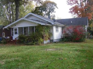 2911 Putnam St, Terre Haute, IN 47803