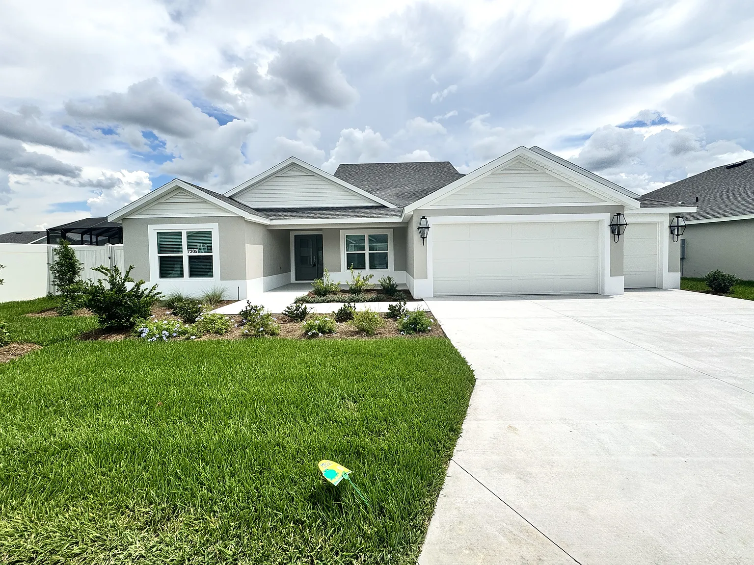 Beautiful 3 bed 3 bath home — Photo 1