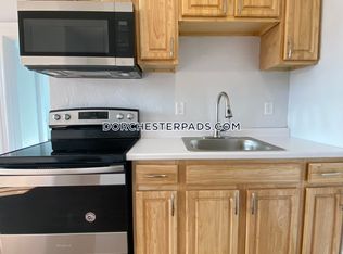 8 Kenwood St APT 11, Dorchester Center, MA 02124