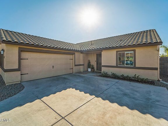 4th image of 1537 E Caballero Drive