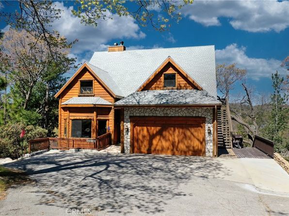 1305 Montreal Dr, Lake Arrowhead, CA 92352