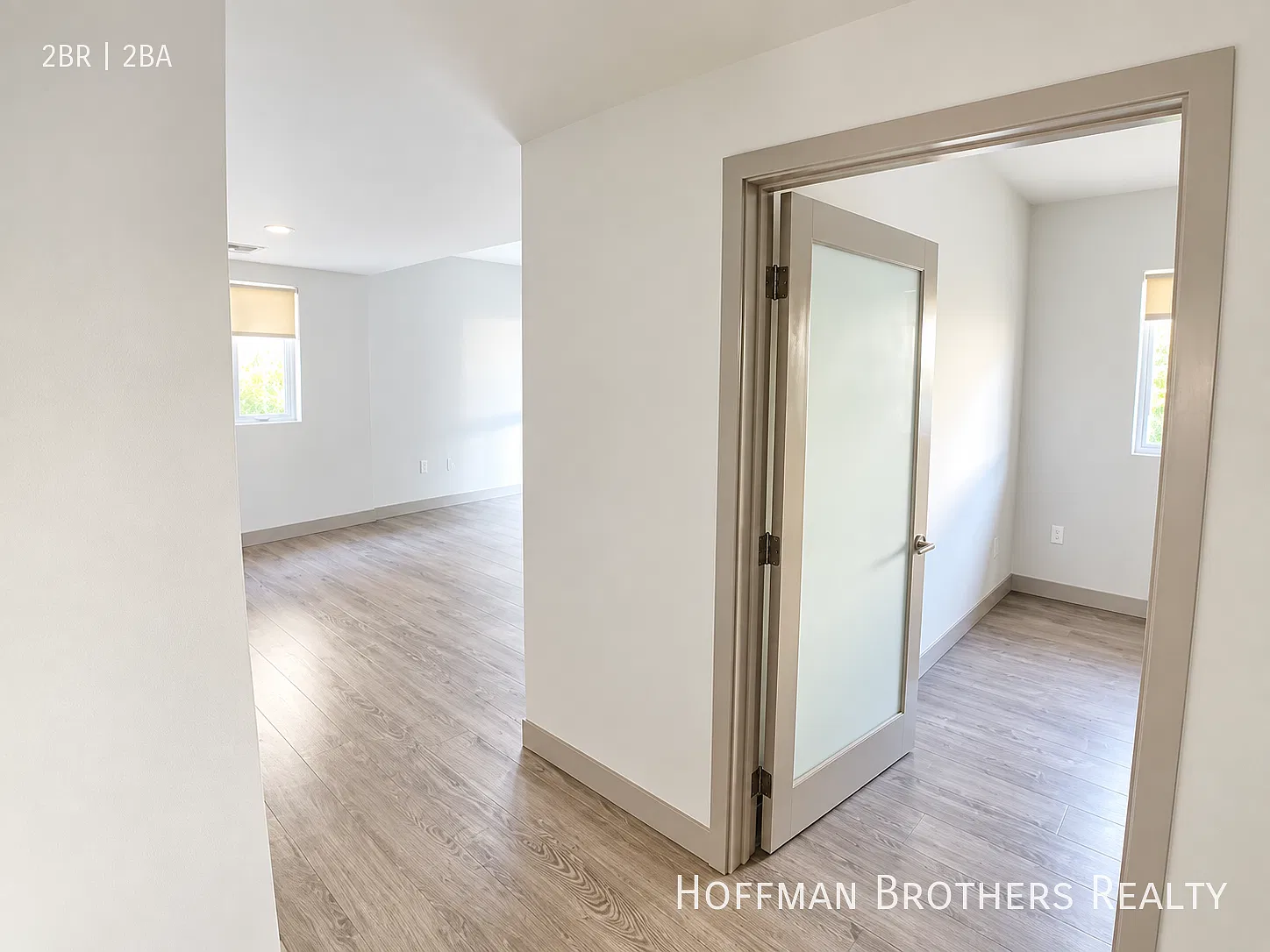 Newer 2-Bedroom With In-Unit Laundry, Balcony & Central A/C!! — Photo 4
