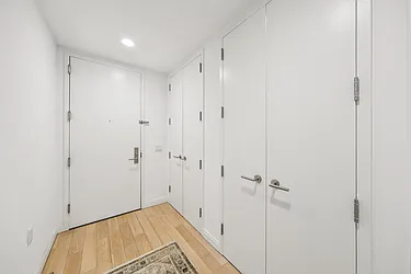 160 1st Street, #1111