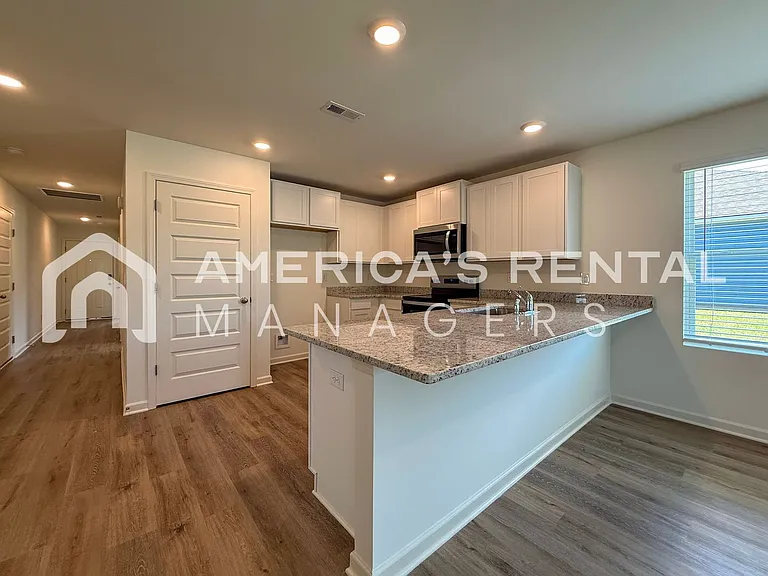 18584 Caffee Dr — Photo 12