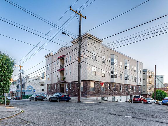 2nd image of 1633 Boylston Ave #7