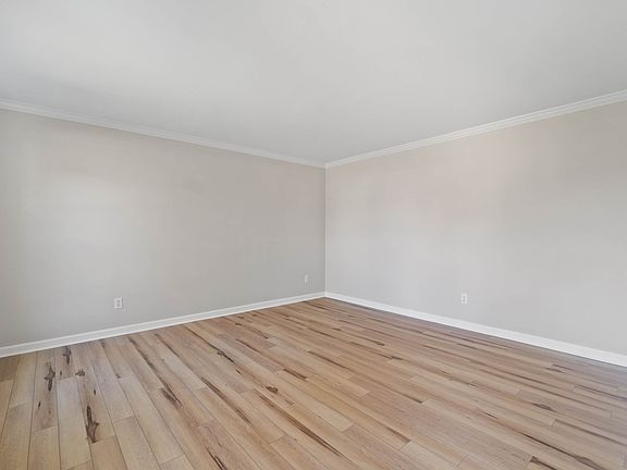 3rd image of 4 Bradshaw Ct