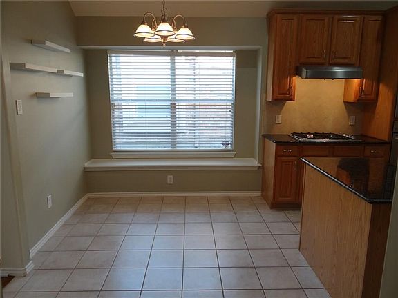 2nd image of 2605 Cross Haven Dr