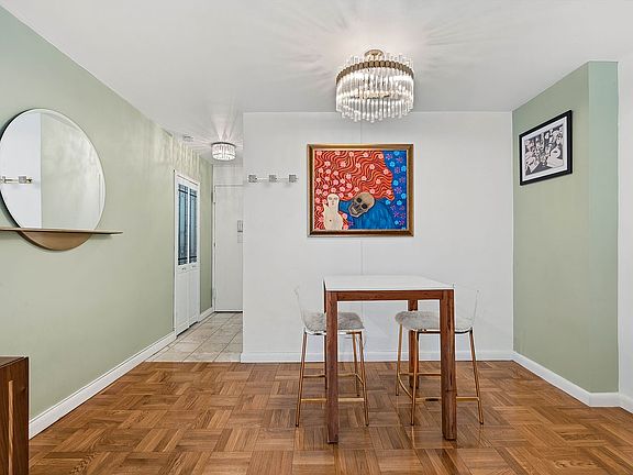 3rd image of 136 E 56th St APT 2G