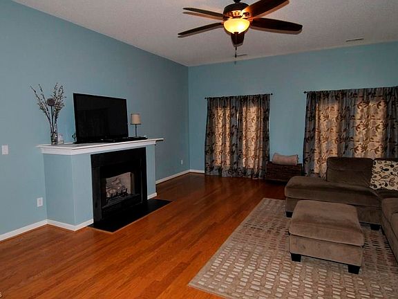 2nd image of 225 Bradford Lake Ct