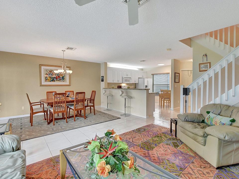 1st image of 4937 W Lakes Drive #4937