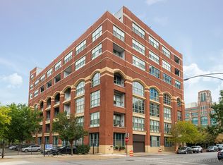 2001 S Calumet Ave APT 401, Chicago, IL 60616