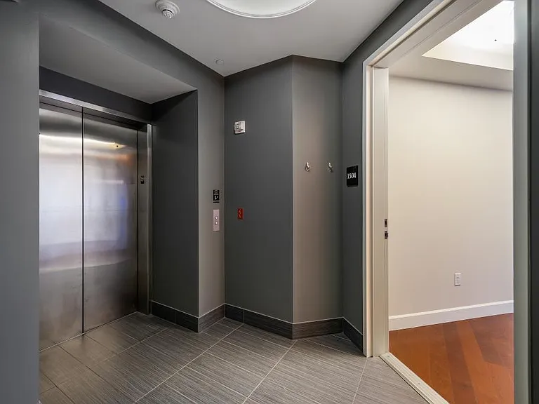 Private Foyer