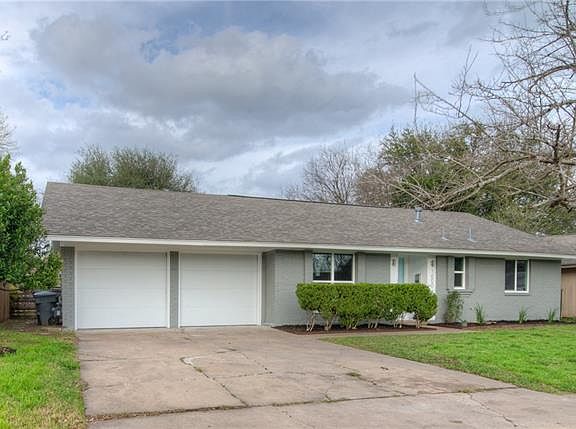 4th image of 1600 Colony Creek Dr