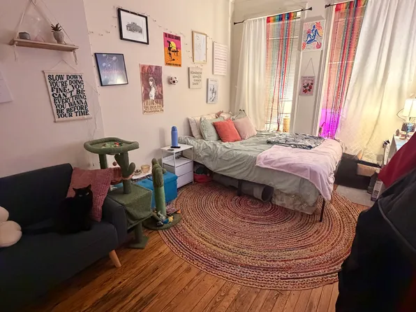 2317 Parrish St APT 1F, Philadelphia, PA 19130