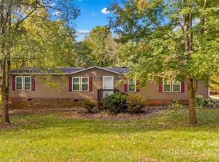 146 Coolwood Dr, Statesville, NC 28625