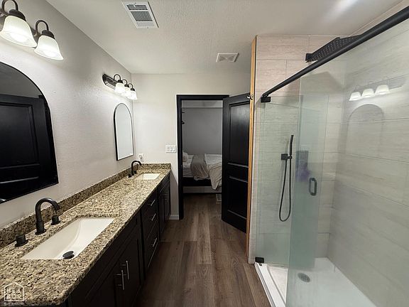 5th image of 341 Wildwood Point