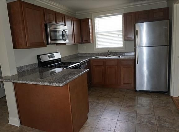 4th image of 703 Houma Blvd