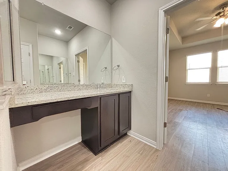 330 Caleb Ct — Photo 17