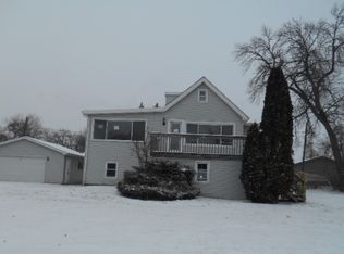 27134 W Sunset Ave, Antioch, IL 60002