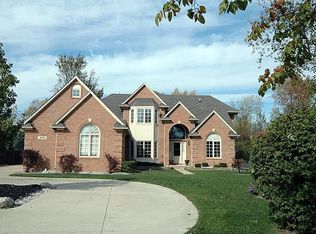 4311 Seventeen Mile Rd, Sterling Heights, MI 48310