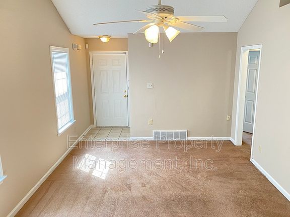 5th image of 6988 Estacada Way S