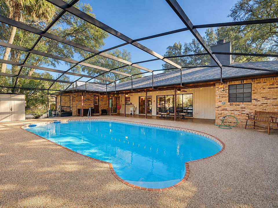 1st image of 523 Princewood Dr
