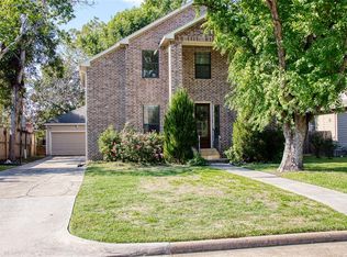 6207 Ash Oak Dr, Houston, TX 77091