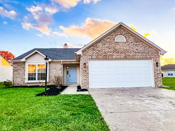 7951 Grand Gulch Dr, Indianapolis, IN 46239