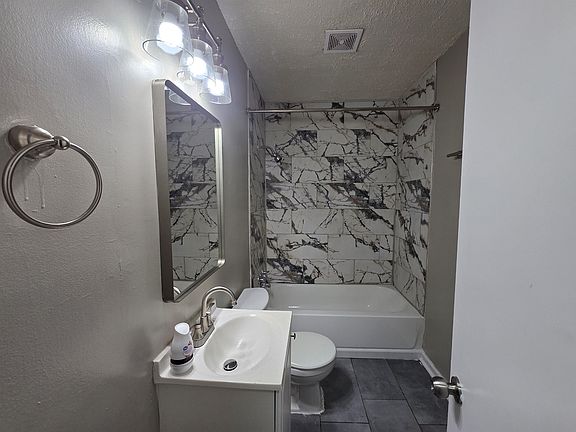 5th image of 1706 Echles St